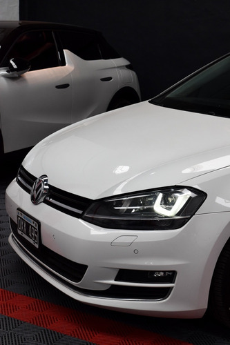 Imagen 14 de 19 de Volkswagen Golf 2015 1.4 Highline Tsi Dsg