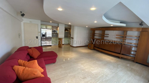 Apartamento En Alquiler En Campo Alegre 81mt2 1d 2b 2p