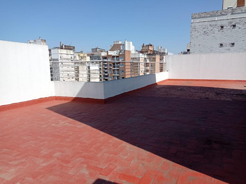 Imagen 21 de 23 de Venta. Departamento Dos Dormitorios, Patio Y Cochera. Zona Centro