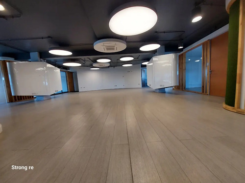 Oficina De 285 M2 Santiago Cetro, Rm