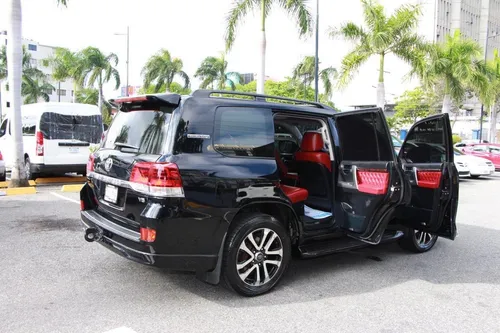 Toyota Land Cruiser 2013 Con El Frental 2017 La Más Full