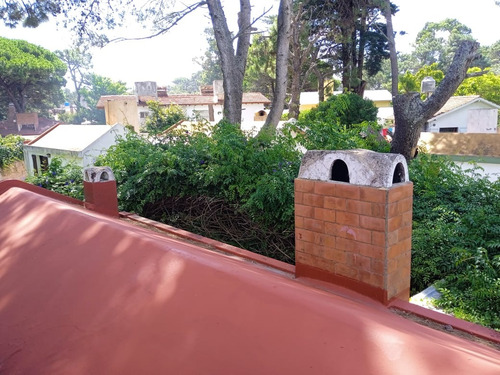 Casa En Venta 5 Ambientes Con Patio, Parrilla Y Cochera