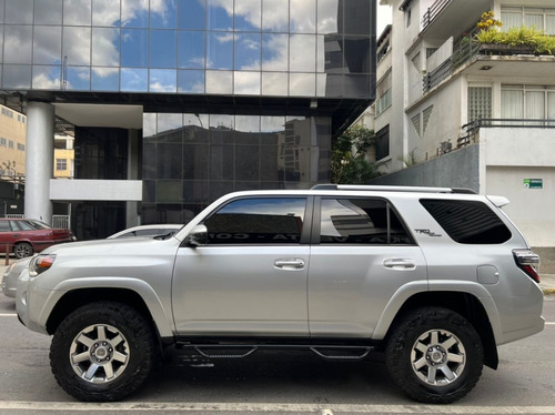 Imagen 2 de 14 de Toyota 4runner 2017