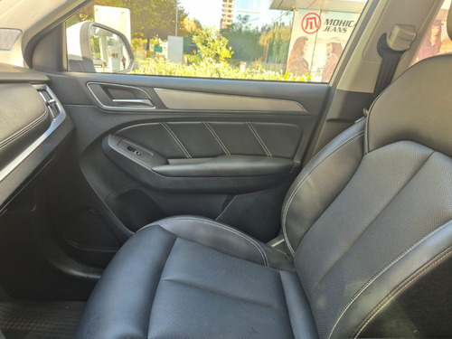 MG RX5 1.5 T Com