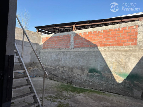 Arriendo Galpón Con Oficinas En Zona Estratégica De Renca