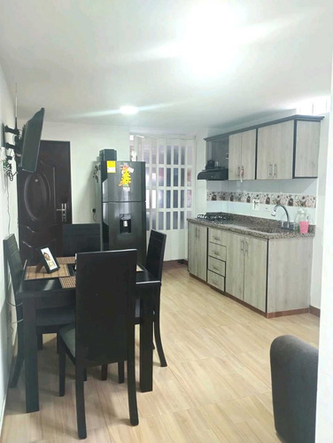 Apartamento En Venta Sabaneta Parque (l)