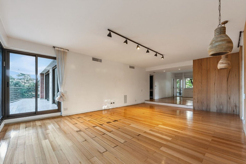 Depto 5 Ambientes En Venta En La Lucila C/ Pileta