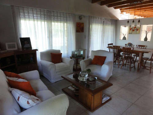 Excelente Casa Quinta Sobre Lisandro De La Torre - Tortuguitas -