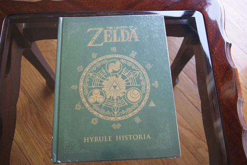 Hyrule Historia Zelda Inglés