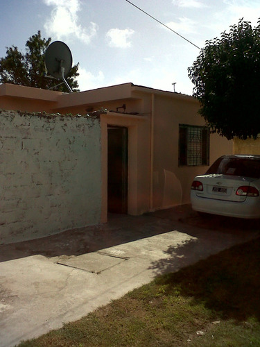 Casa En Quequén. Excelente Oportunidad Para Vivir.