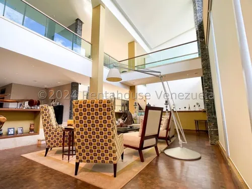 Casa En Venta La Trinidad Vgi