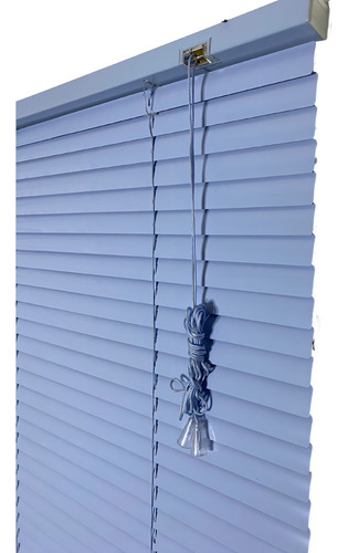 Persiana Horizontal Aluminio 25mm Azul Claro 60 (L) X 160 (A) cm c/ Kit de Instalação 0,60 x 1,60