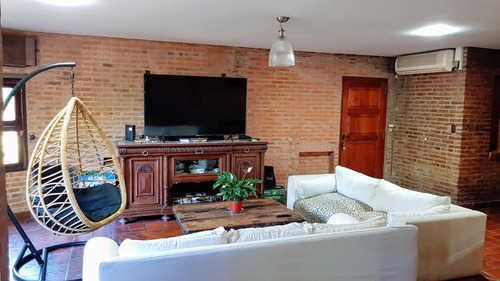 Imagen 13 de 30 de Casa En Venta En La Horqueta, San Isidro, Con Pileta