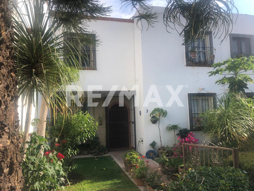 Renta Casa En El Centro De San Juan Del Rio Rcr230425-ja