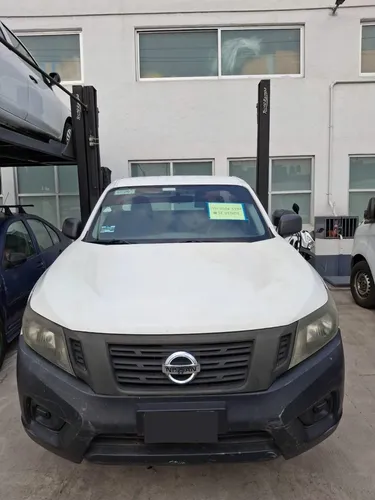 Nissan NP300 2.5 Chasis Cabina Dh Aa Pack Seg Mt
