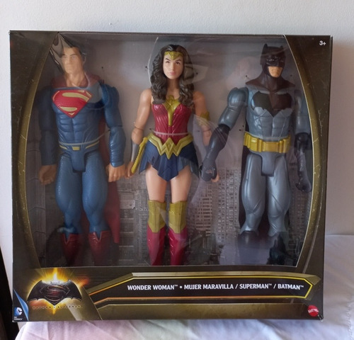 Set De Figuras Wonder Woman,  Batman Y Superman