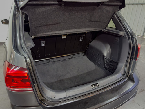 Volkswagen Suran 1.6 Track