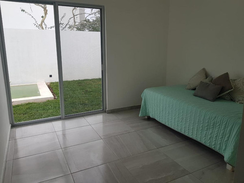 Imagen 10 de 19 de Casa De Una Planta En Privada Al Norte De Mérida - Pueblo Chablekal