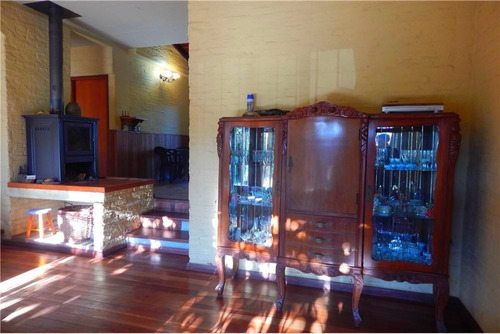 Venta En Parque Miramar 4 Dormitorios 2 Baños