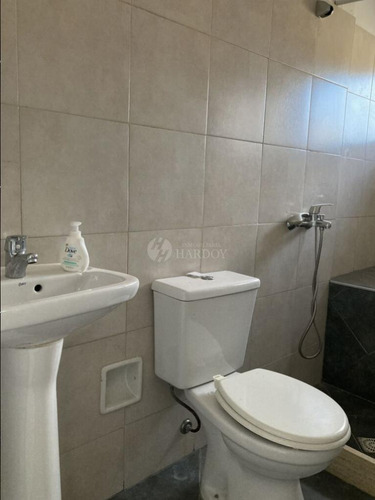 Venta Casa Con Renta Carrasco 4 Dormitorios Jardin Piscina Destino Vivienda Oficina Desarrollo Comer