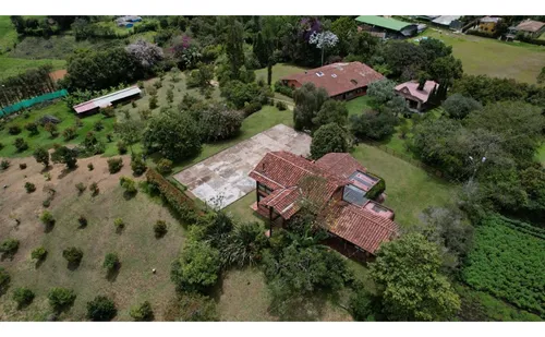 Finca Para La Venta En Ubicación Muy Privilegiada.
