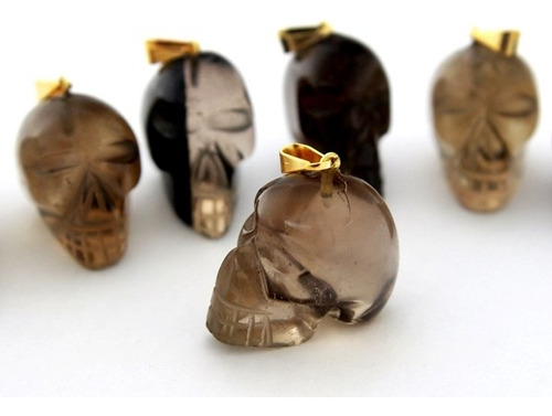 Colar Caveira Pedra Quartzo Fumê Natural Pino Dourado
