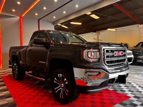 GMC Sierra 5.3 cabina regular sle 4x4