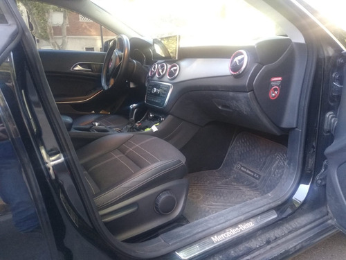 Imagen 8 de 8 de Mercedes Benz Cla 2014