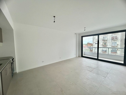 Venta Monoambiente A Estrenar Caseros Centro