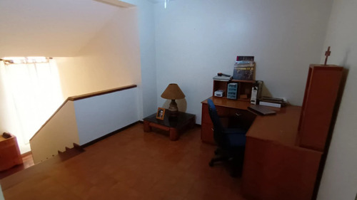 Townhouse Altos De Guataparo Residencias Las Villas. Planta 100%