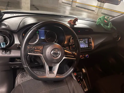 Nissan Kicks Advance