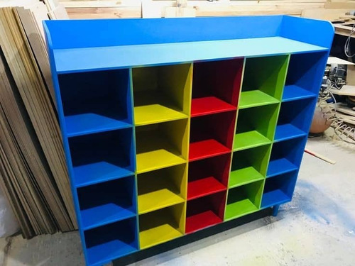 Fabricamos Estantes Escolares