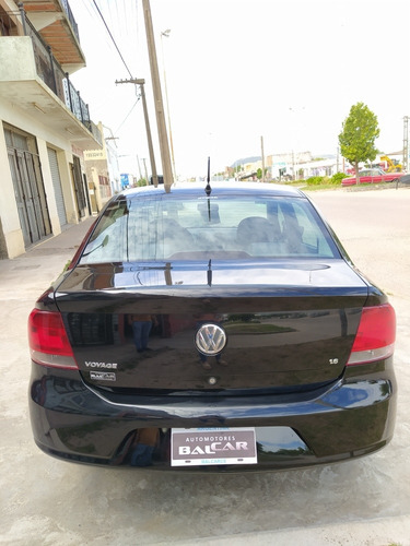 Volkswagen Voyage 1.6 Comfortline Plus 101cv 2010