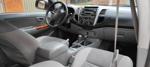 Toyota Hilux Vigo Srv