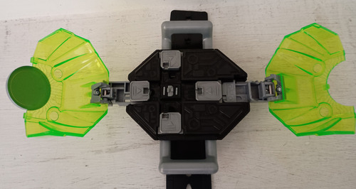 Reloj Omnitrix Ben 10 Camara De Creación Bandai 2009 Verde (Usado)