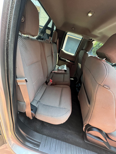 Ford F-150 5.0l cabina y media 8cil