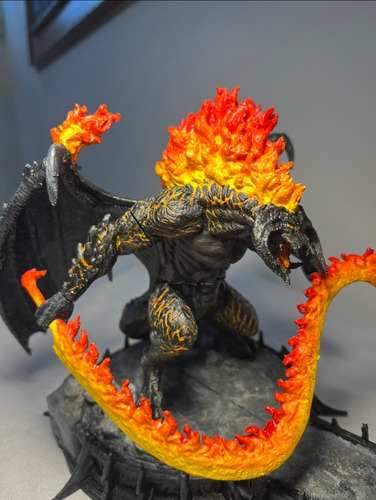 Estatuilla Pelea De Gandalf Vs Balrog En Minas De Moria Lotr