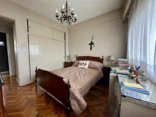 Bernardo De Irigoyen Y Garay. Alto. Frente - Departamento Venta 4 Ambientes Constitucion