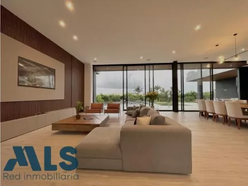 Estrena. ¡imponente Y Perfecta! Piscina, Jacuzzi,...(mls#242405)