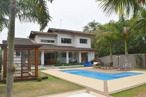 Sobrado Com 4 Dorm. Sendo 1 Suíte Master - Mobiliado - Condomínio Figueira Garden - Atibaia/sp