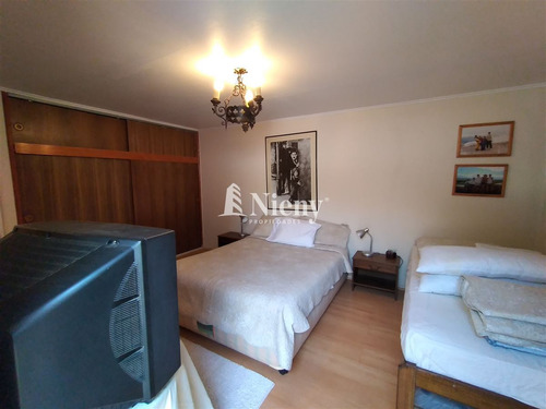 Casa En Venta De 5 Dormitorios En Subida Labarca Concón