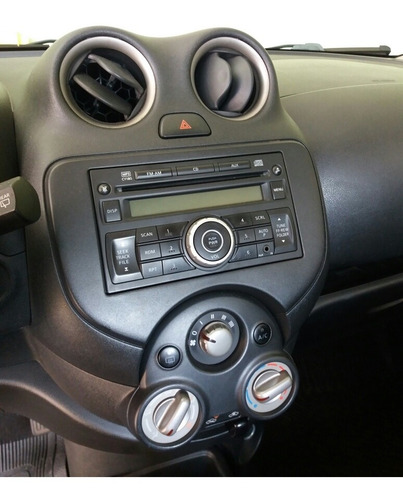 Nissan March 2013 1.0 S 5p