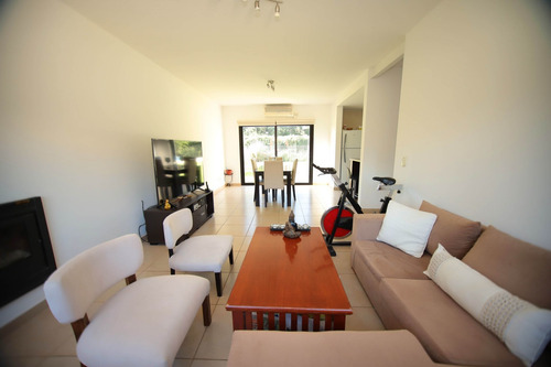 Venta Casa Barrio Maria Victoria - Acepta Permuta