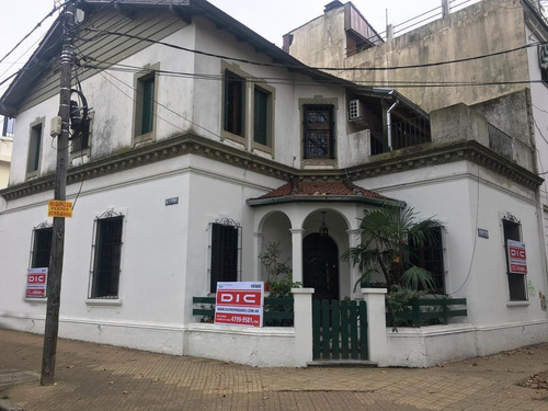 Imagen 2 de 16 de Chalet 4 Dormitorios Venta - Vicente López