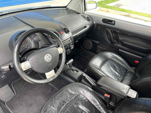 Volkswagen New Beetle 2.0 MI 8V GASOLINA 2P AUTOMÁTICO