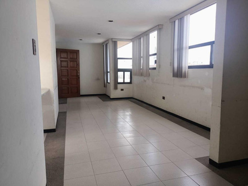 Edificio En Venta En Las Coloradas