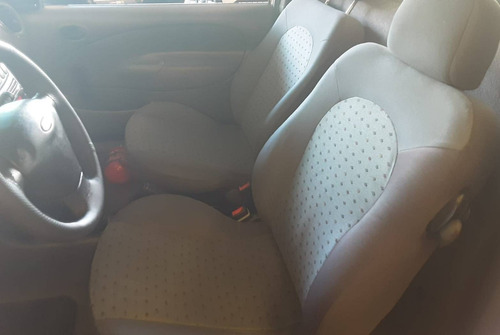 Imagem 5 de 10 de Ford Courier 1.6 Mpi L 8v Flex 2p Manual