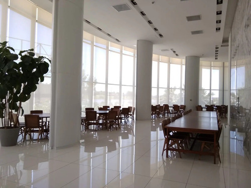 Imagen 4 de 7 de Venta Local Comercial Forum Puerto Del Buceo