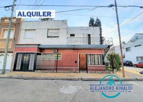 Alquiler - Ph 2 Ambientes - Villa Sarmiento