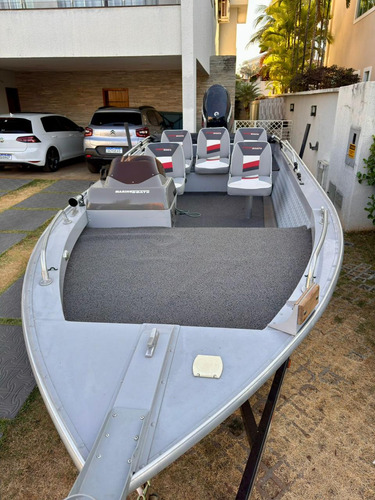 Lancha De Pesca Orion 175 Com Motor Evinrude Etec 115